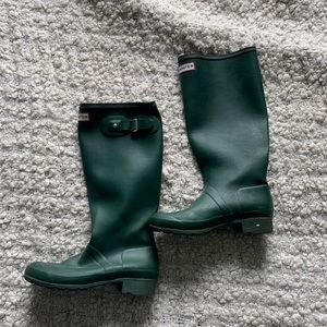 Hunter rain boots